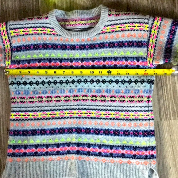 J Crew crop crew neck, wool sweater in neon Fair isle neon colors sz XS - Picture 5 of 6
